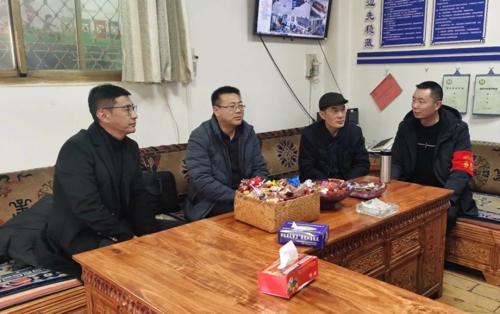 藏东村最新领导