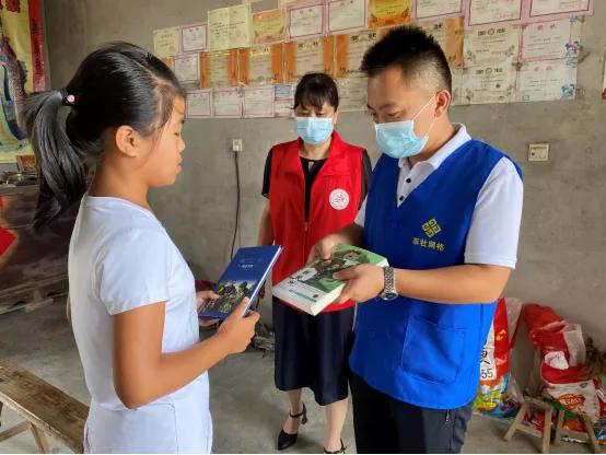 东社村委会最新新闻