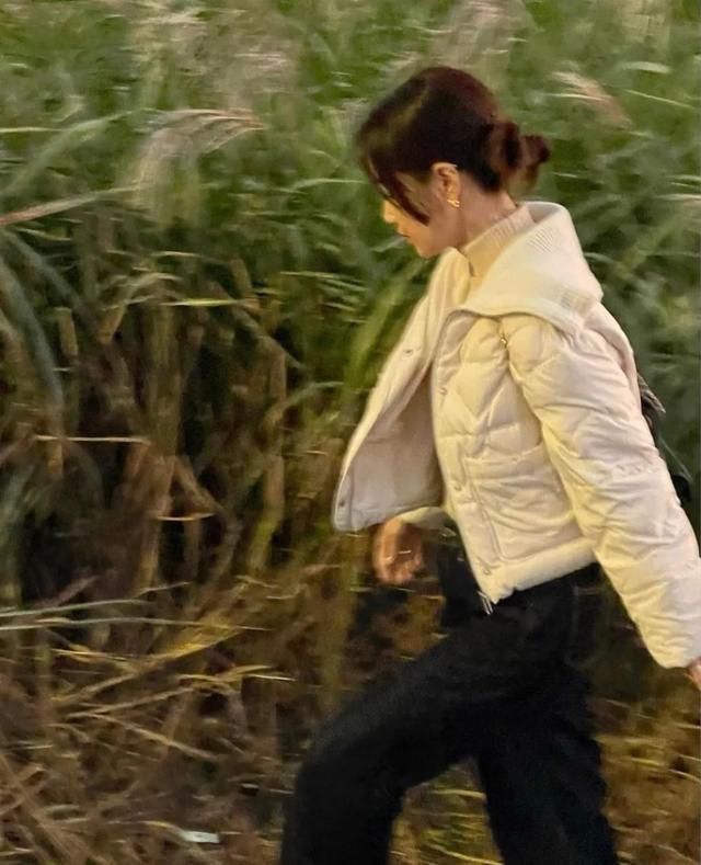 林娜琏冬季最新壁纸,美的瞬间与温暖回忆的珍藏