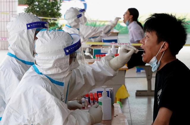 全球聚集性疫情最新动态及应对策略研究