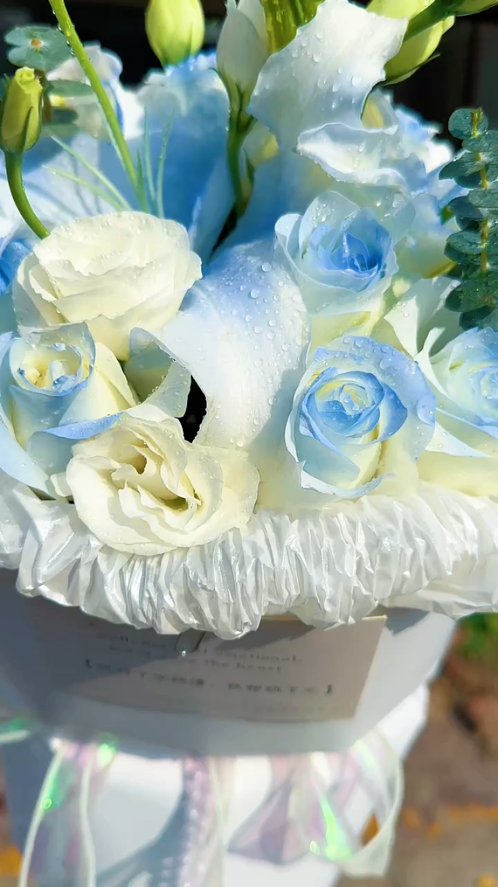 碎冰蓝花束,时尚浪漫的新典范